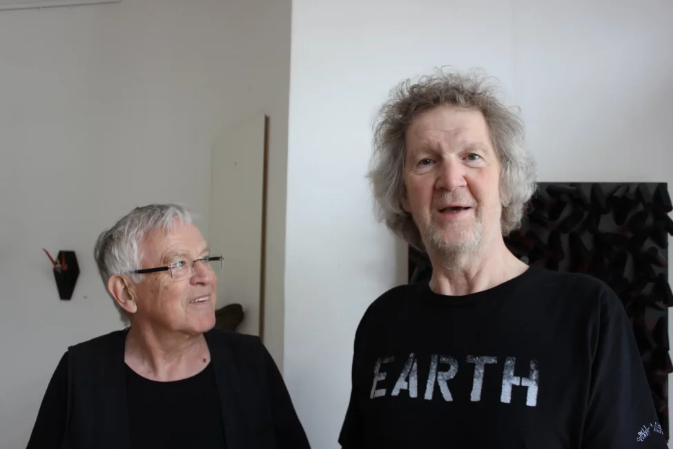 Knut Waschkau - Gewalt ist-01