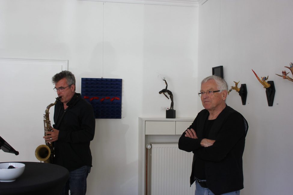 Knut Waschkau - Gewalt ist-06