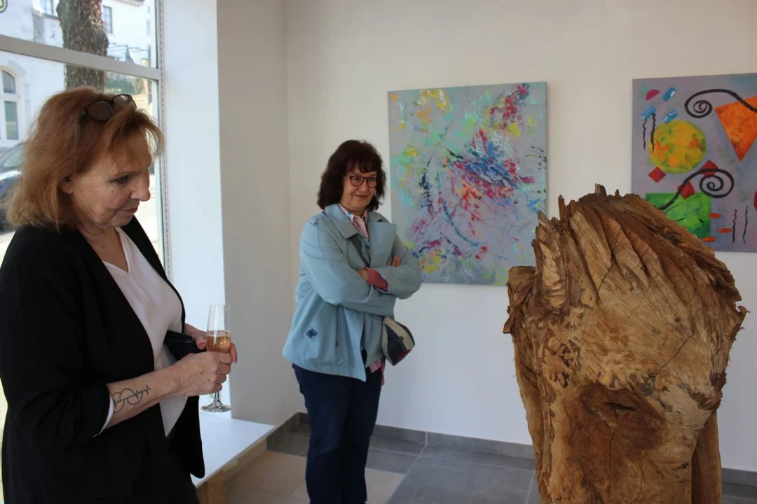 Margit-Krause-Kirsten-Bergmann-Skulptur-trifft-Malerei-12