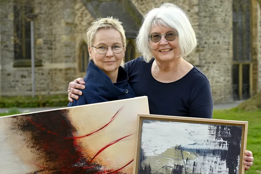 Ulrike Becker und Sabine Landsiedel - Flow of Energy-title